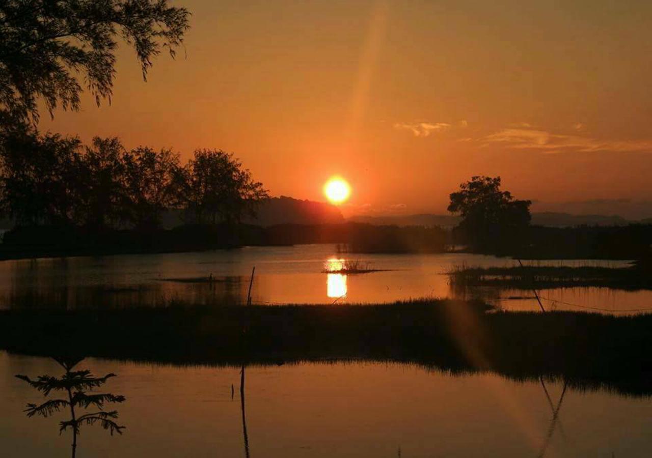 Hadthong Resort Pak Phayun Bagian luar foto