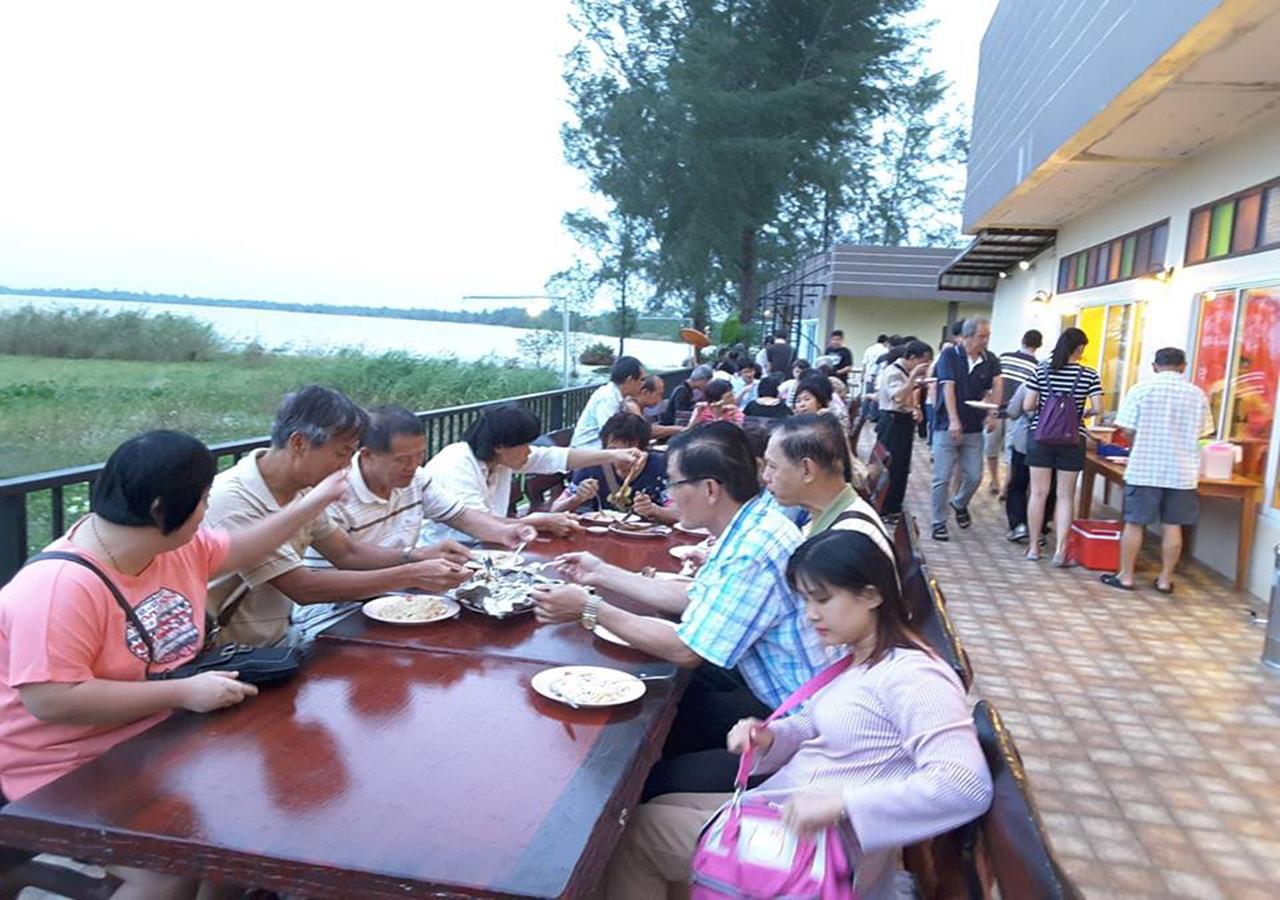Hadthong Resort Pak Phayun Bagian luar foto